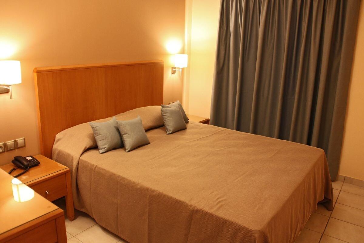 Sandys Studios Apartments And Log Villas Psalidi  Eksteriør bilde