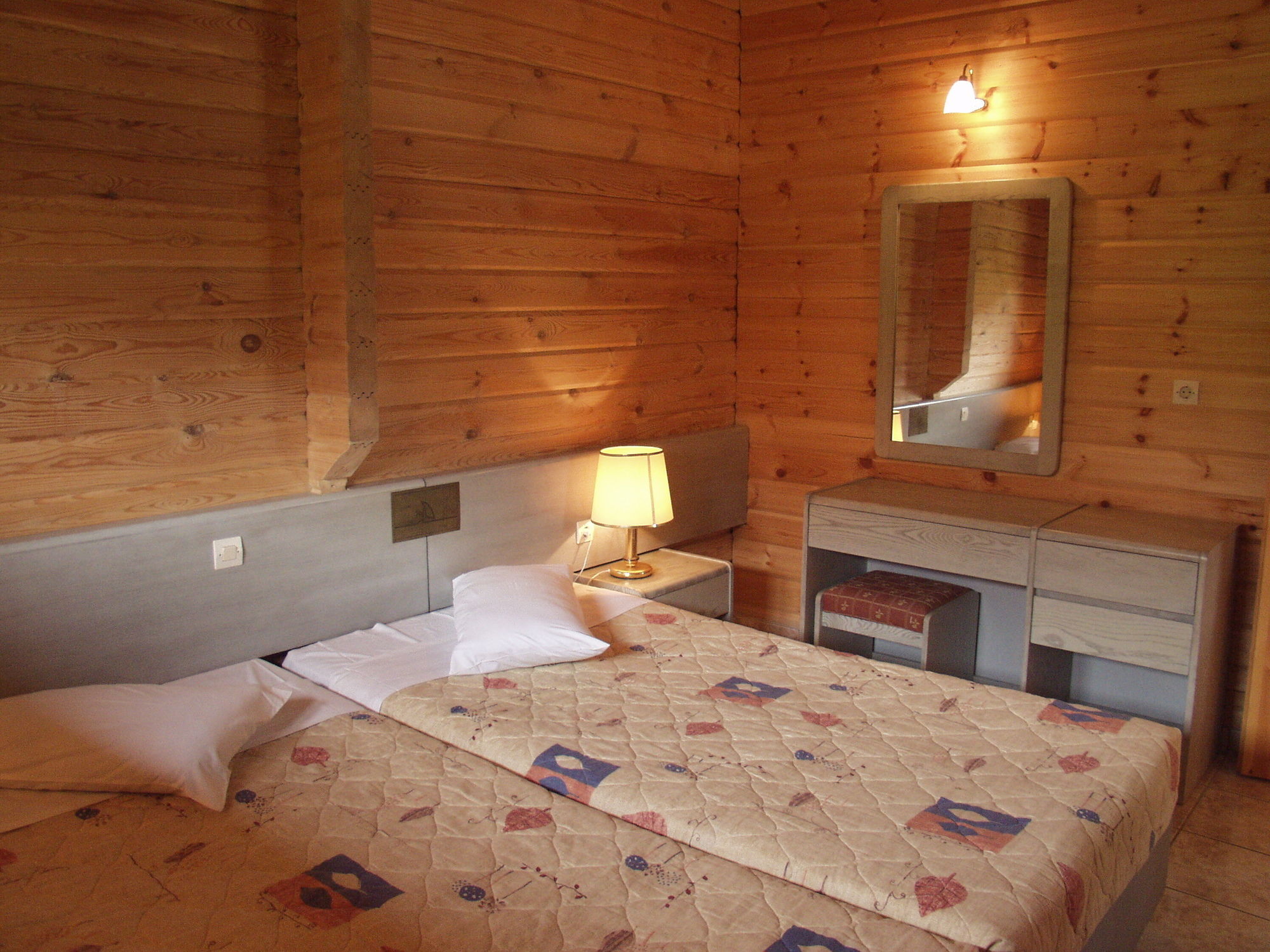 Sandys Studios Apartments And Log Villas Psalidi  Eksteriør bilde